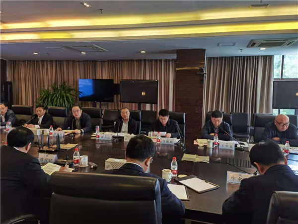 淮南礦區(qū)煤礦安全監(jiān)管監(jiān)察聯(lián)席會議暨煤礦安全季度通報和煤礦重大風(fēng)險會商會議召開
