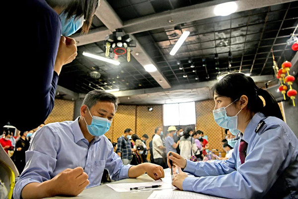 淮南市安徽理工大學正式啟動老校區(qū)家屬區(qū)房屋產(chǎn)權(quán)證辦理工作