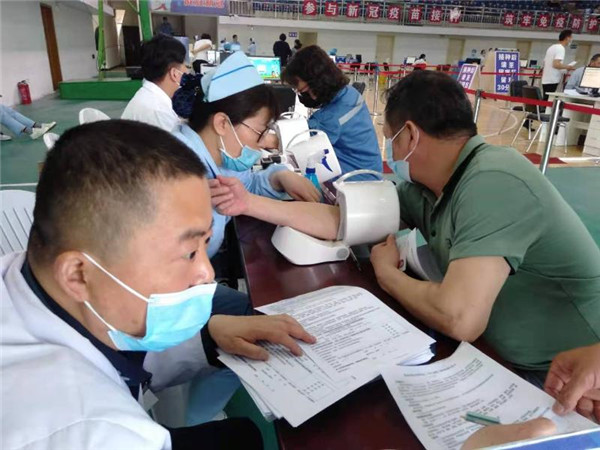 淮南潘集區(qū)  推進(jìn)全民接種  構(gòu)筑安全屏障