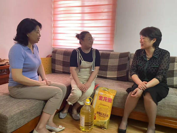 淮南市總工會(huì)開(kāi)展“六一”兒童節(jié)關(guān)愛(ài)慰問(wèn)活動(dòng)