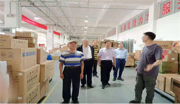 淮南市局離退休第三黨支部參觀學(xué)習(xí)促提升，交流互動強黨建