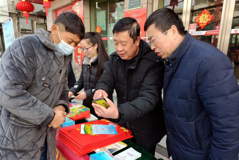 淮南市潘集區(qū)開展財政惠民惠農(nóng)補(bǔ)貼一卡通推廣應(yīng)用宣傳